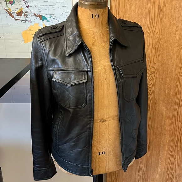 Rare Levi's Black Leather jacket - Small-Medium - - Picture 1 of 5